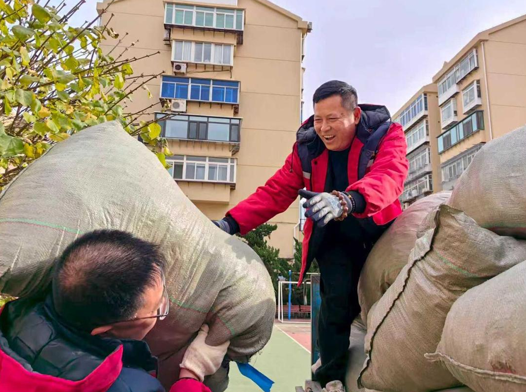 山海同心 情意相通 5213件援藏物资昨日启运