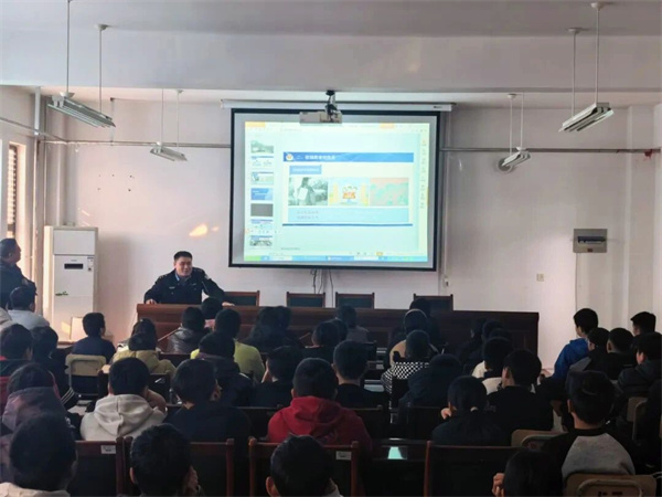 “法治”副校长走进福山区体校，筑牢防欺凌安全防线