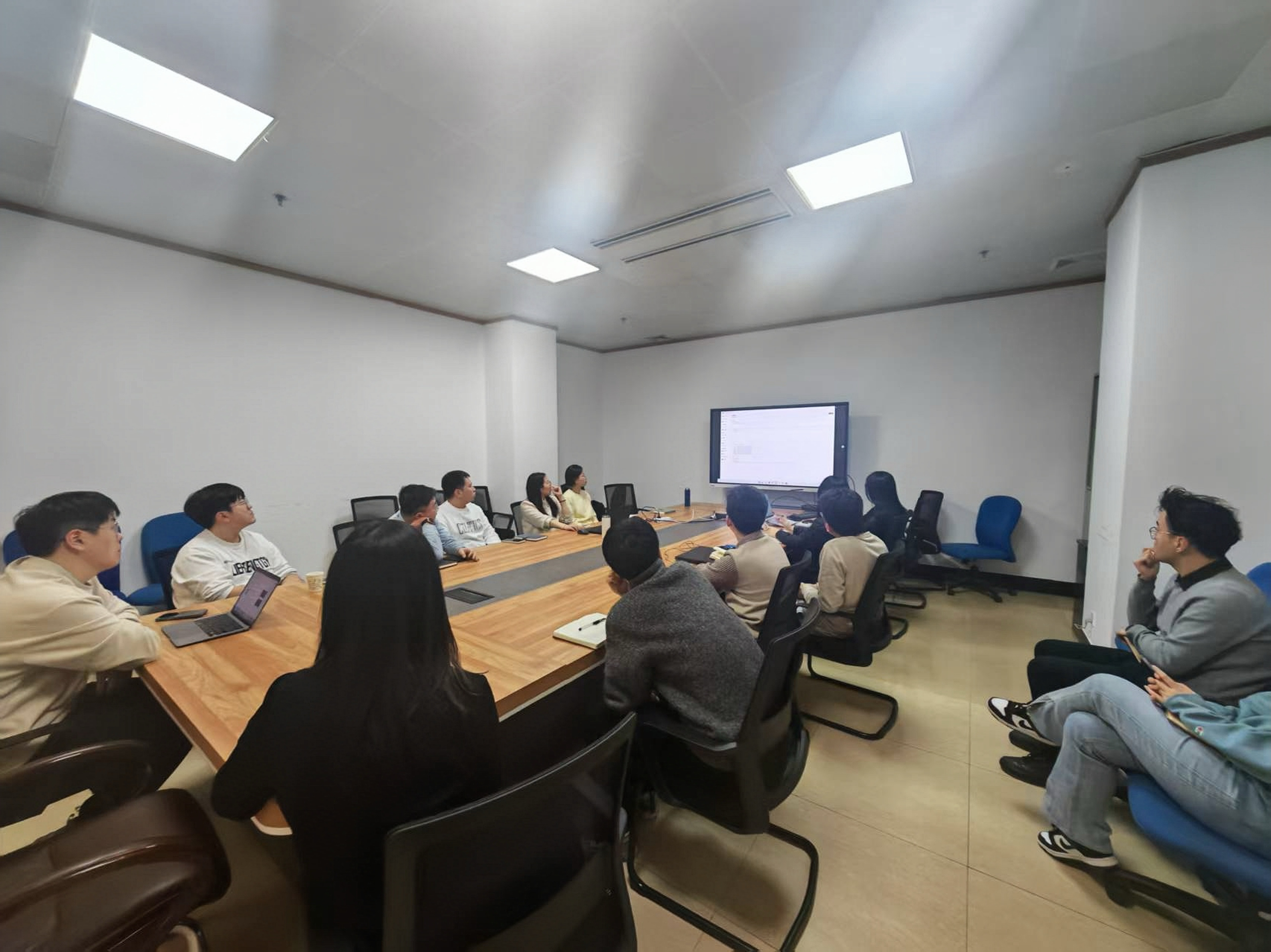 烟台联通举办“数智大讲堂”系列活动