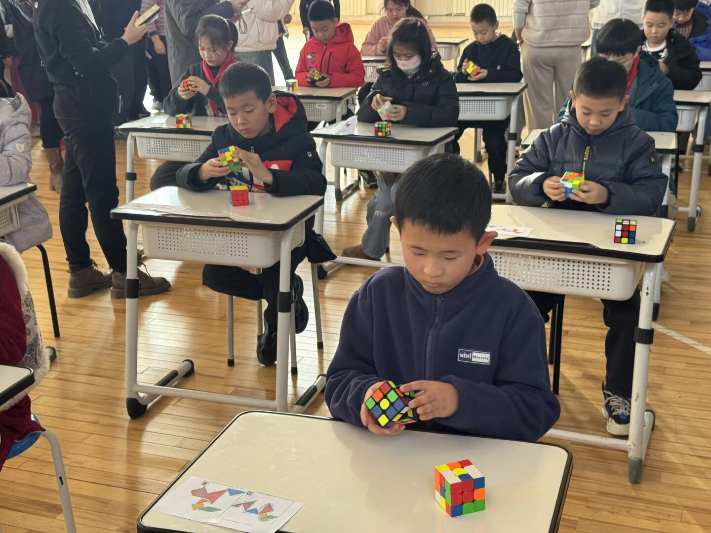 莱山区第二实验小学举行“趣享数学益智，智启思维新程”校园数学益智活动