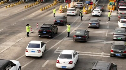 2026年新年第一天，现场感受烟台福山收费站“早高峰”