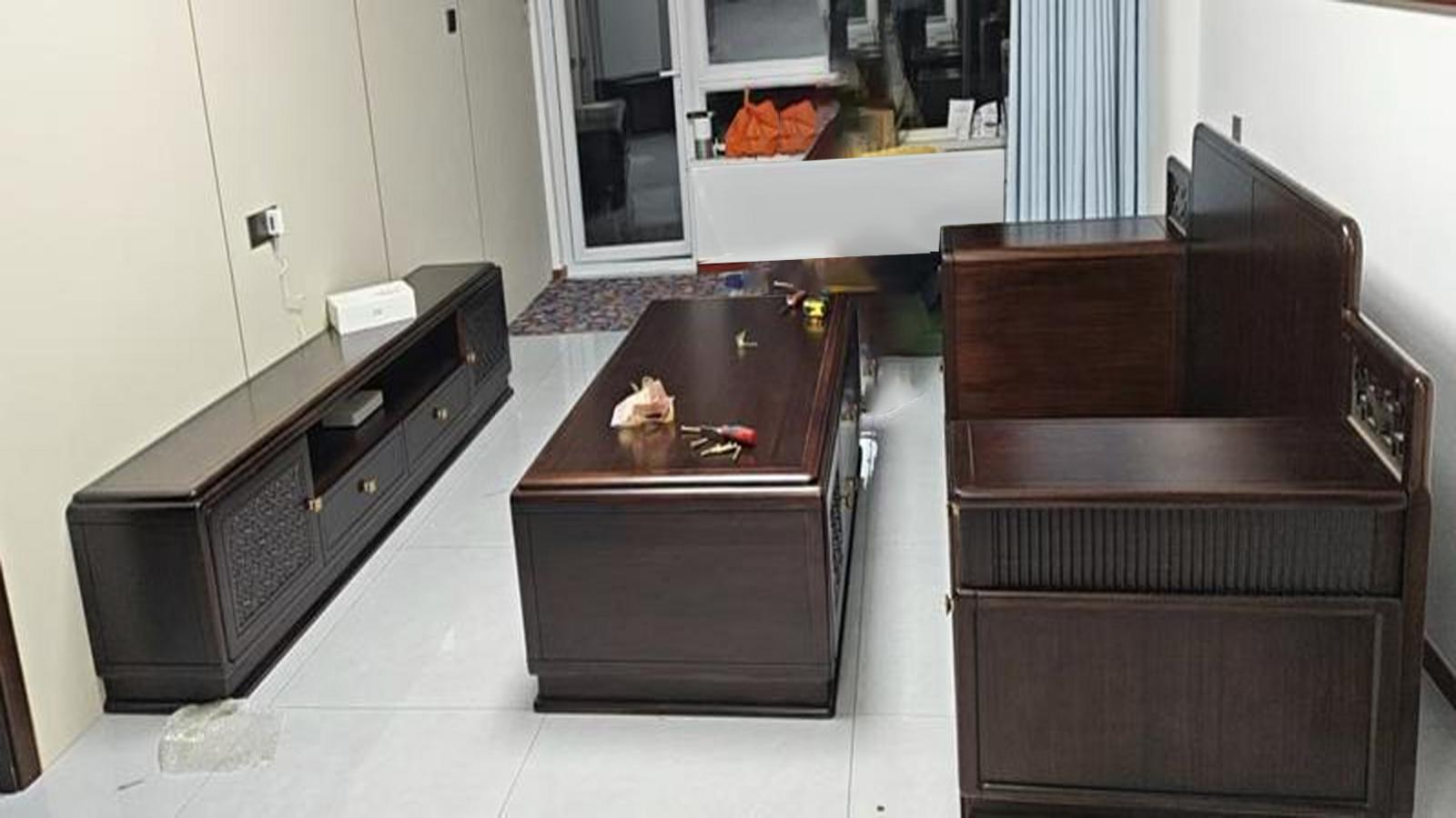 买家具催半年才发货 销售商只发了床和沙发，不发垫子没法用