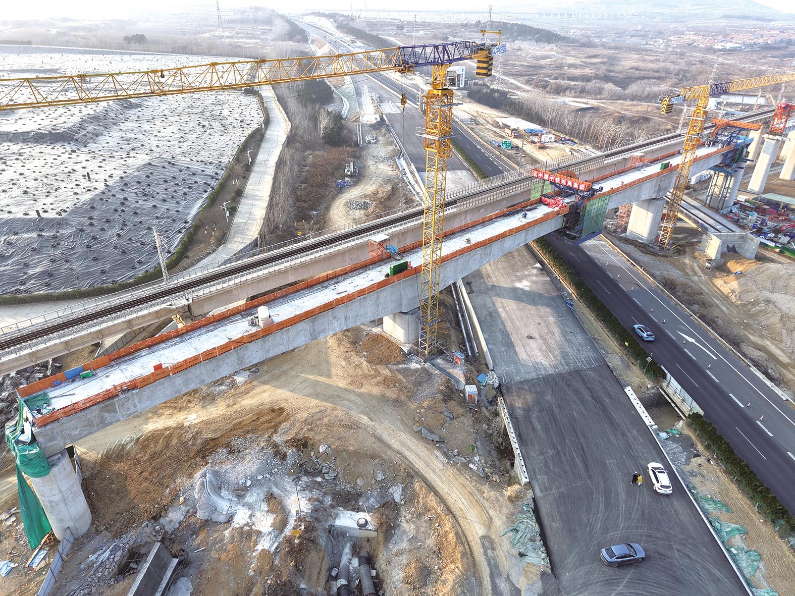 88米连续梁顺利合龙，两条隧道正全力掘进…… 龙烟市域铁路明年通车