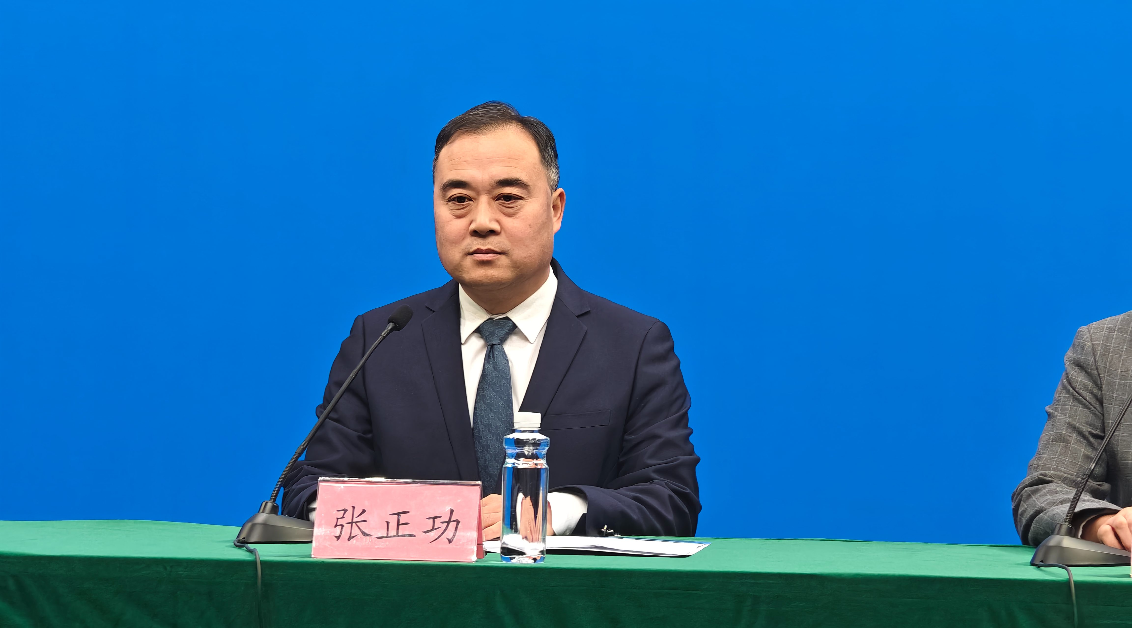 快讯|烟台工业2025年交出“万亿+三冠”成绩单