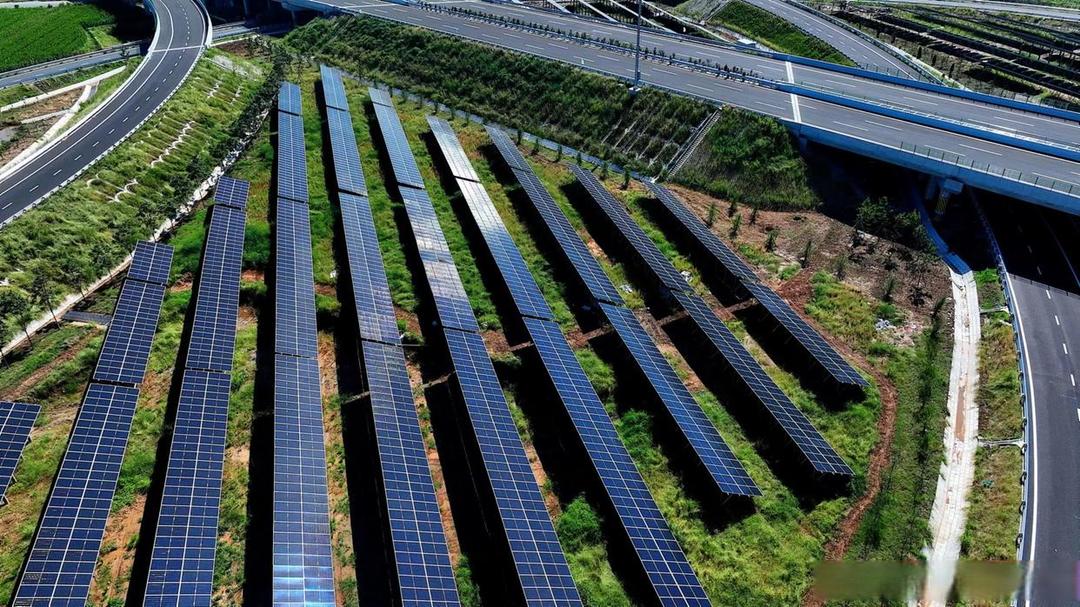 会场内外共答题｜无限“风光”如何消纳“有方”？