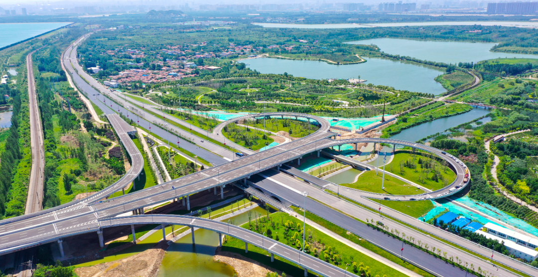 两会热评|“十四五”，我们勇毅前行挑大梁