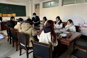 烟台农商银行芝罘区支行营业部党支部联合社区开展金融知识宣讲活动