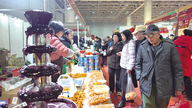 烟台新春年货会持续火爆