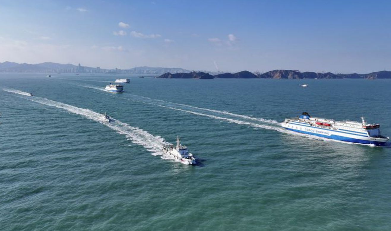 “四海一家”海空立体巡航 守护春运海上交通平安