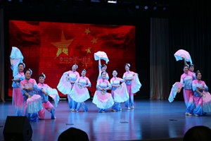 品演出 享福利 购好物 烟台银行“花式”伴老迎新春