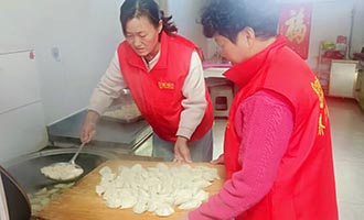 新春走基层|海阳市三方照护让特困老人欢喜过大年