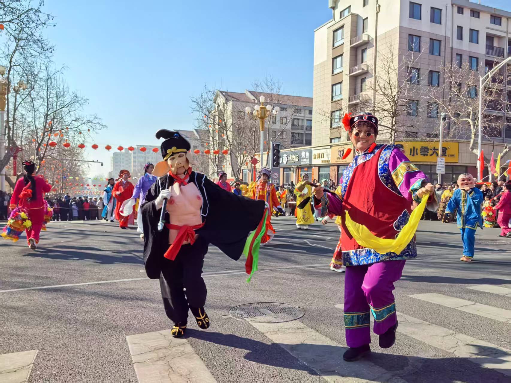 新春走基层| 街头秧歌闹新春，渔乡年味别样浓