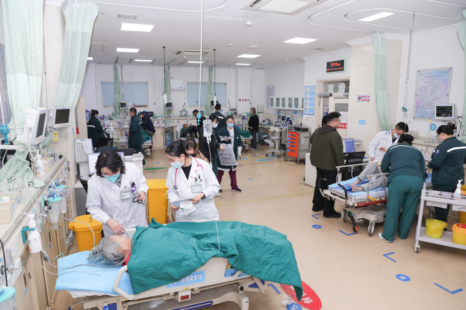 新春走基层|烟台毓璜顶医院马年新春守健康，生命护航不打烊