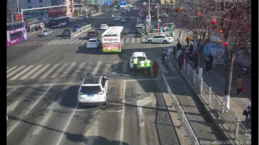紧急驰援、街头相助…… 烟台交警每一次出手都暖心