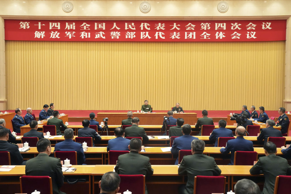 习近平：充分发挥政治建军特有优势 凝心聚力推动国防和军队现代化行稳致远