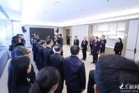 林武周乃翔看望全国两会新闻工作者和山东省代表团工作人员