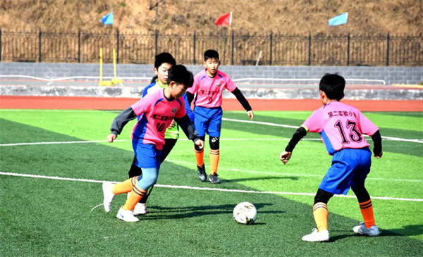 2026年莱州市“市长杯”校园足球联赛激情开赛