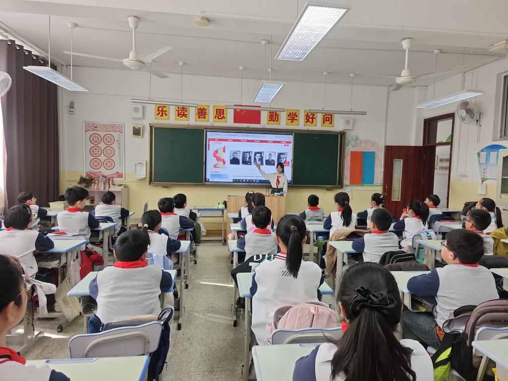 芝罘区建昌街小学开展烈士事迹宣讲主题活动