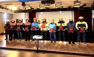 莱阳40名外卖小哥化身“食安哨兵”正式上岗