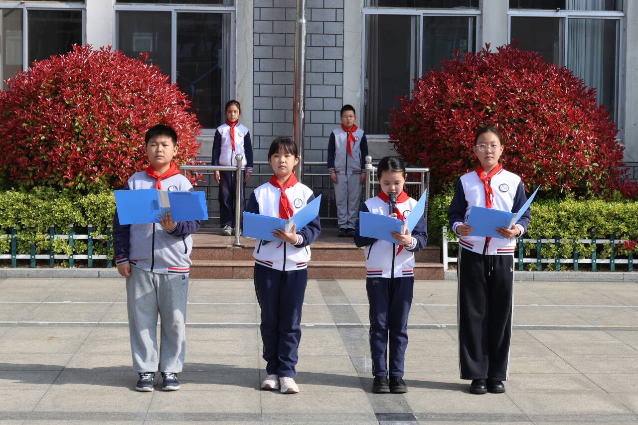 芝罘区建昌街小学开展国防安全宣讲活动