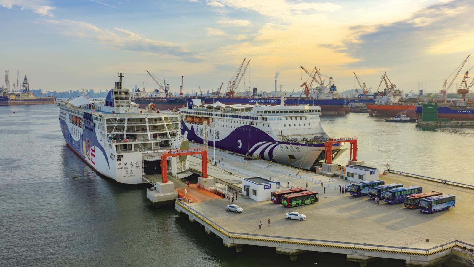 渤海轮渡“五一”全面升级 16艘船舶打造“海上文旅地标”