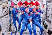 神舟二十三号航天员乘组顺利进驻“天宫”，中国航天员完成第8次“太空会师”