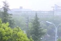 中央气象台发布暴雨、强对流预警：今日至明天，华北、黄淮、江淮等有大到暴雨