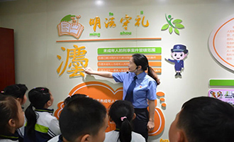 未检四十载丨高新区检察院：暖阳护未 检爱同行
