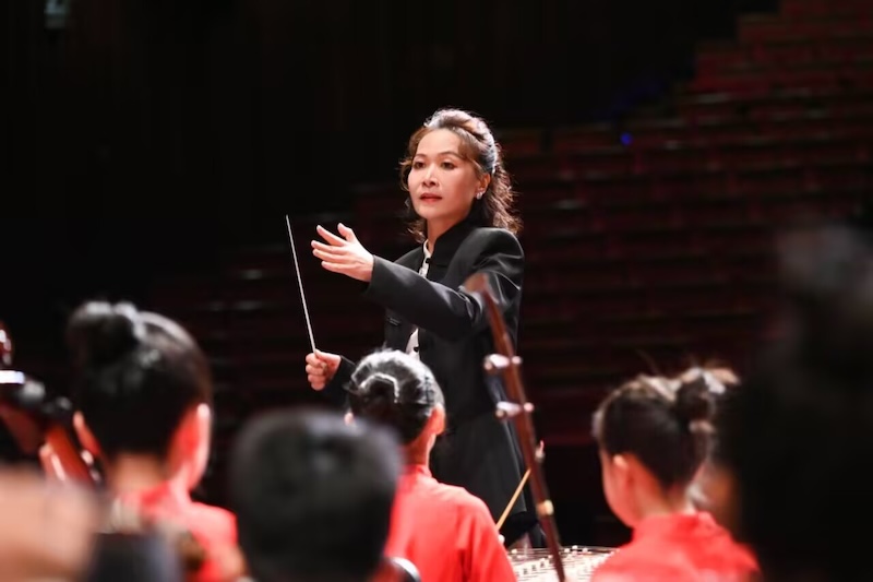 芝罘区葡萄山小学美韵国乐团亮相艺术节