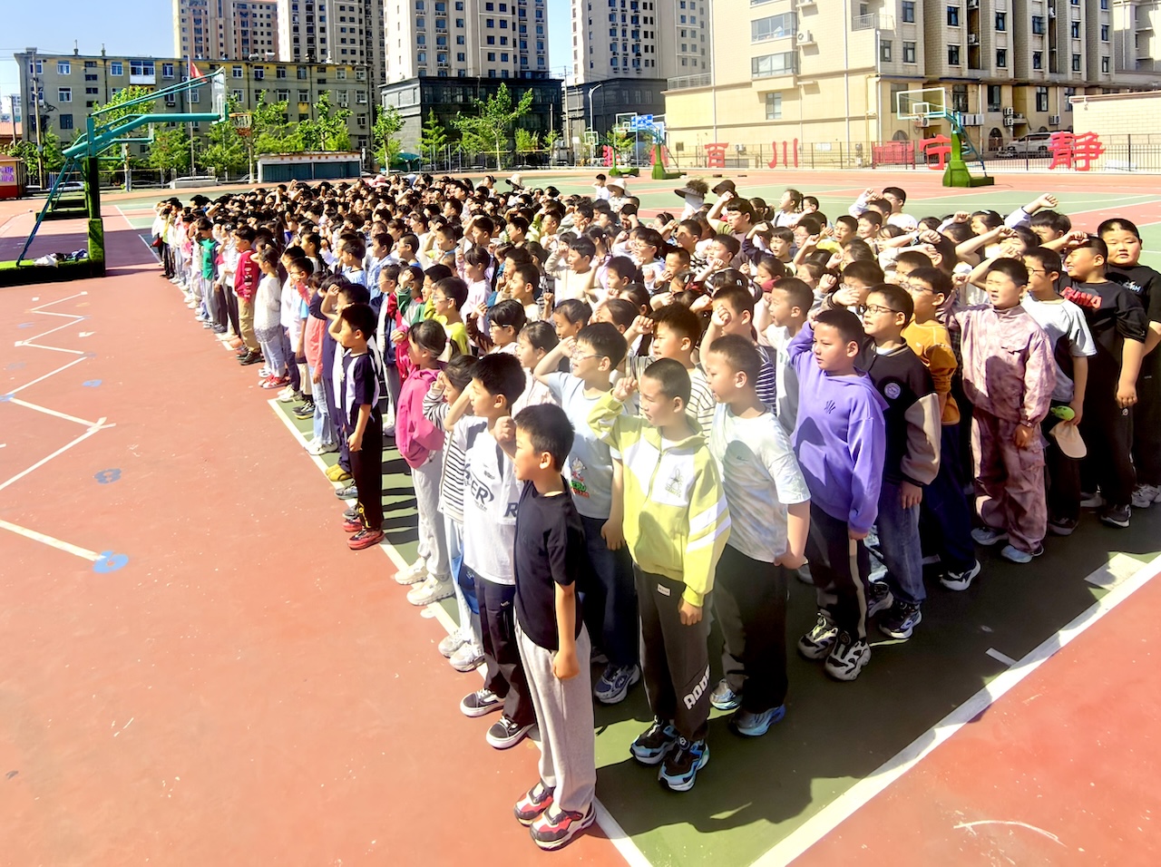 牟平区宁海街道中心小学开展网络文明宣传活动