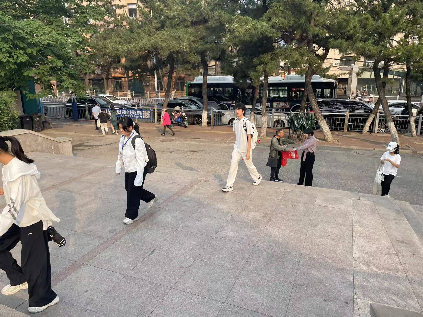 烟台中考今天开考 5.2万名学子迎“升学”考