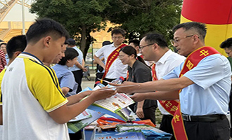 招远市财政局牵头组织防范非法金融活动集中宣传 共筑金融安全防线