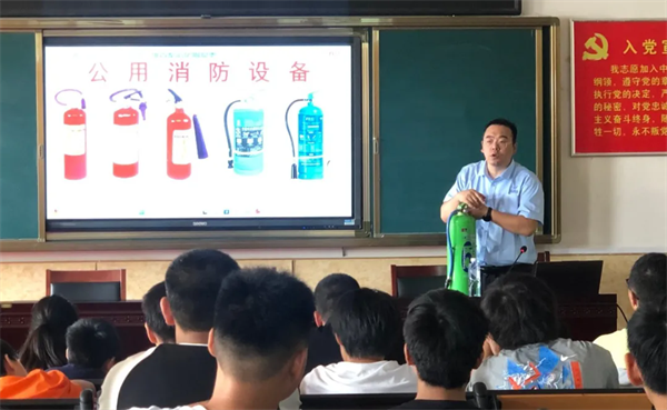 烟台市体校开展消防安全疏散演练暨安全知识讲座