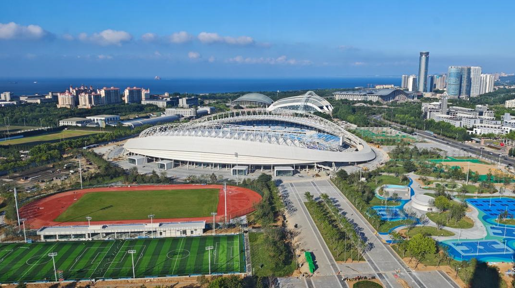 观新主场首战，岂能不来烟台球迷生活馆逛逛？7月25日，穿烟台队球星同款球衣，为烟台队呐喊加油！