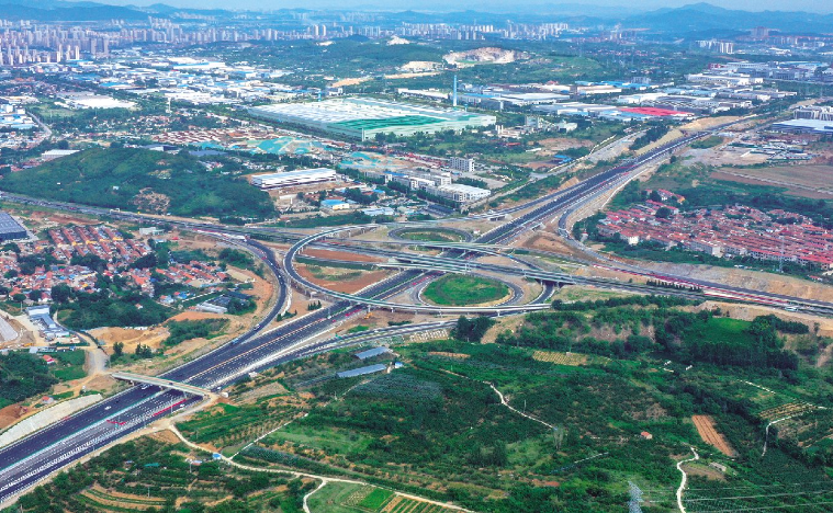 图片新闻|荣乌高速烟蓬段24日全线通车