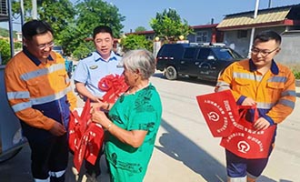 栖霞市开展铁路安全专项宣传 覆盖沿线6个村庄近800名群众