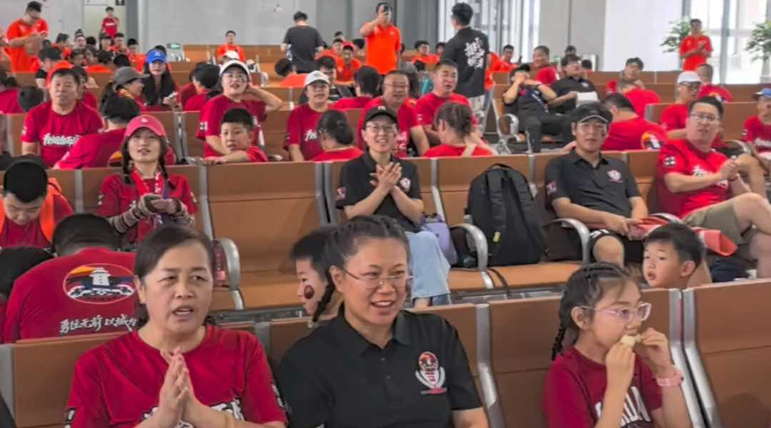 候车也要嗨起来！600名球迷烟台球迷即将坐着专列去泰安为烟台队加油