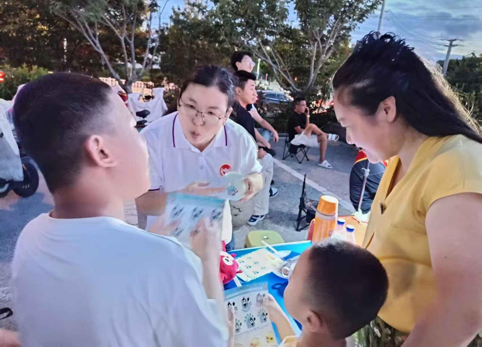 图片新闻|志愿者开展防烧烫伤科普活动
